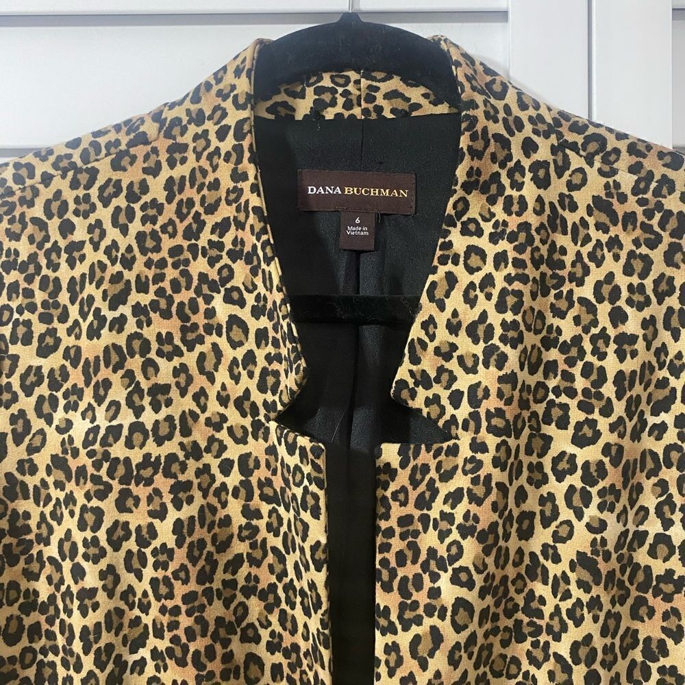 Leopard Print Blazer - Picture 2 of 10
